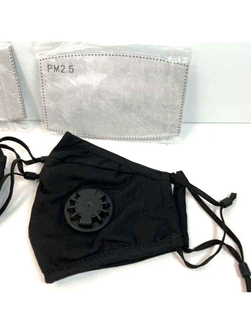 Reusable Face Mask With PM2.5 Filters & Breathing Valve A444